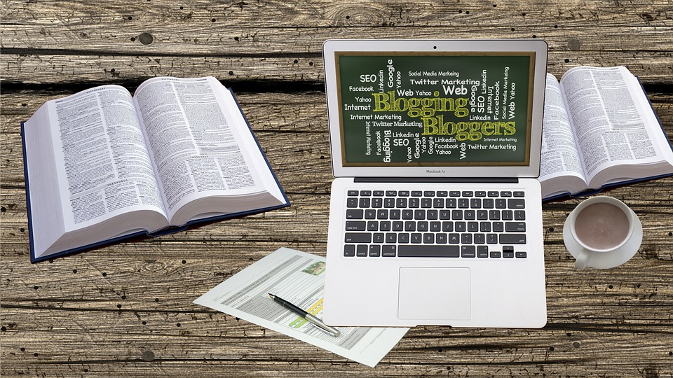 Smart Blogging: How AI is Empowering Writers to Create Better Content